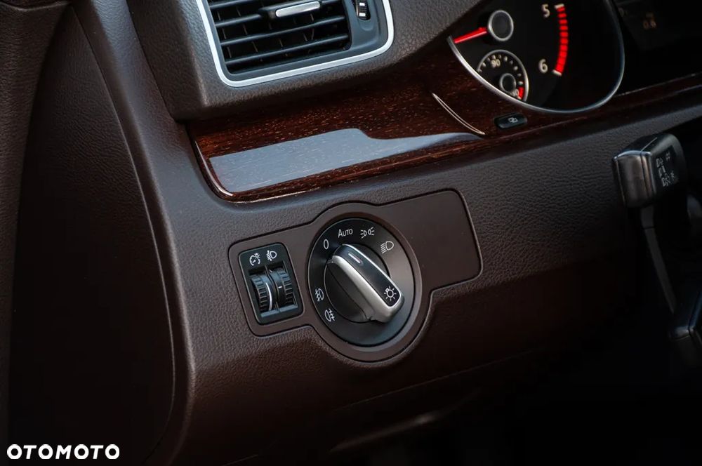 Volkswagen Passat 2.0 TDI DPF Highline DSG - 35