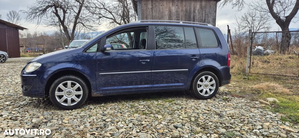 Volkswagen Touran 1.4 TSI Highline - 8