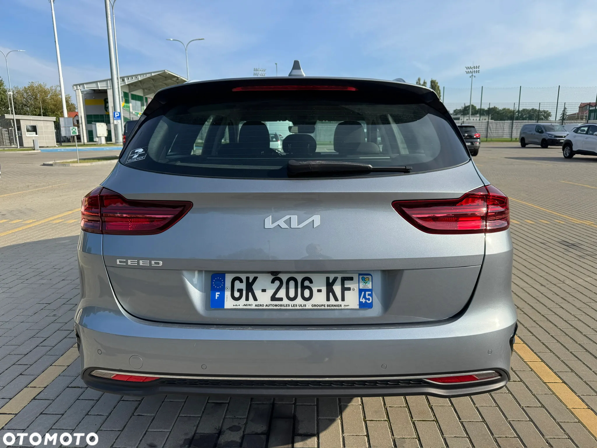 Kia Ceed - 9