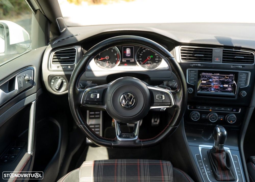 VW Golf 2.0 TSi GTi DSG Performance - 7