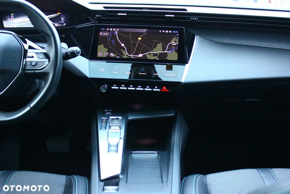 Peugeot 308 1.5 BlueHDi Allure S&S EAT8 - 37