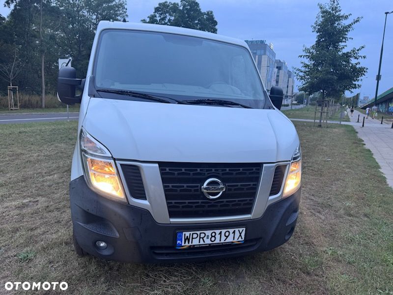 Nissan NV400 - 13