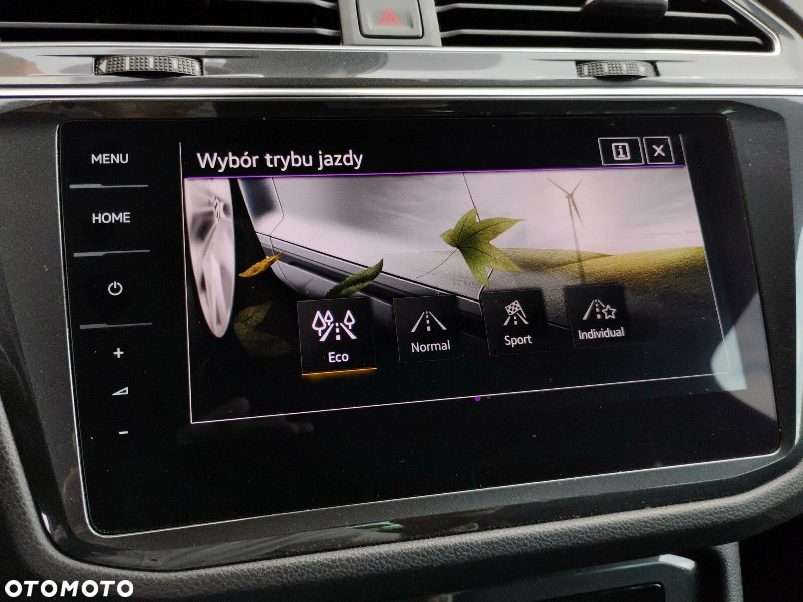 Volkswagen Tiguan 2.0 TDI SCR 4Mot R-Line DSG - 29
