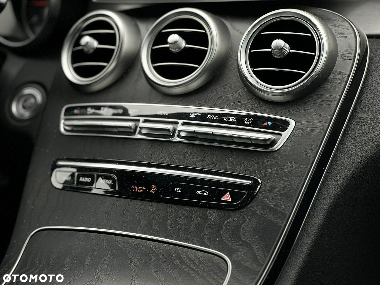Mercedes-Benz Klasa C 220 d 9G-TRONIC - 19