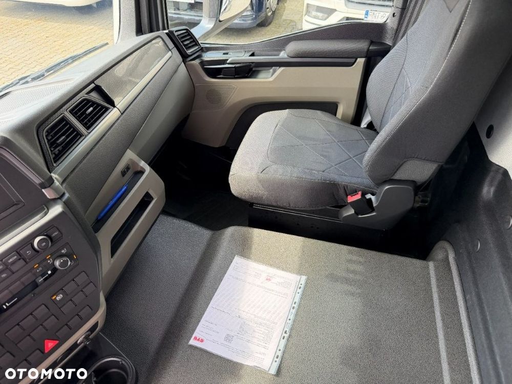 MAN TGL 8.220 JAK NOWY 18 TYS KM ROZSTAW 3,6 DMC 8800 KG PLANDEKA FIRANA 5,2 KONTRAKT SERWIS MAN DE - 9