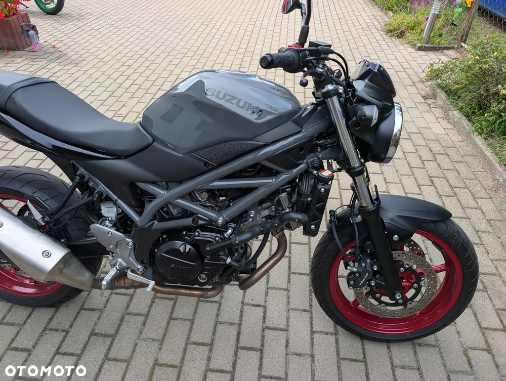 Suzuki SV - 4