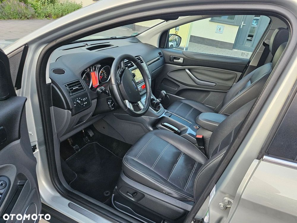 Ford Kuga 2.0 TDCi 4x4 Titanium - 8