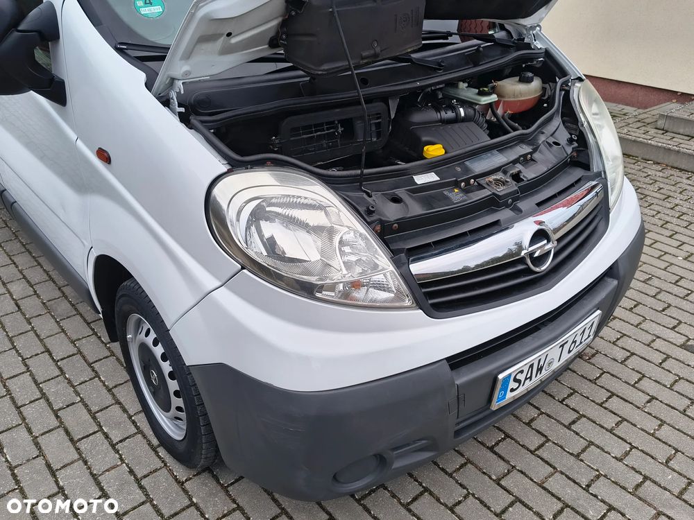 Opel Vivaro - 21