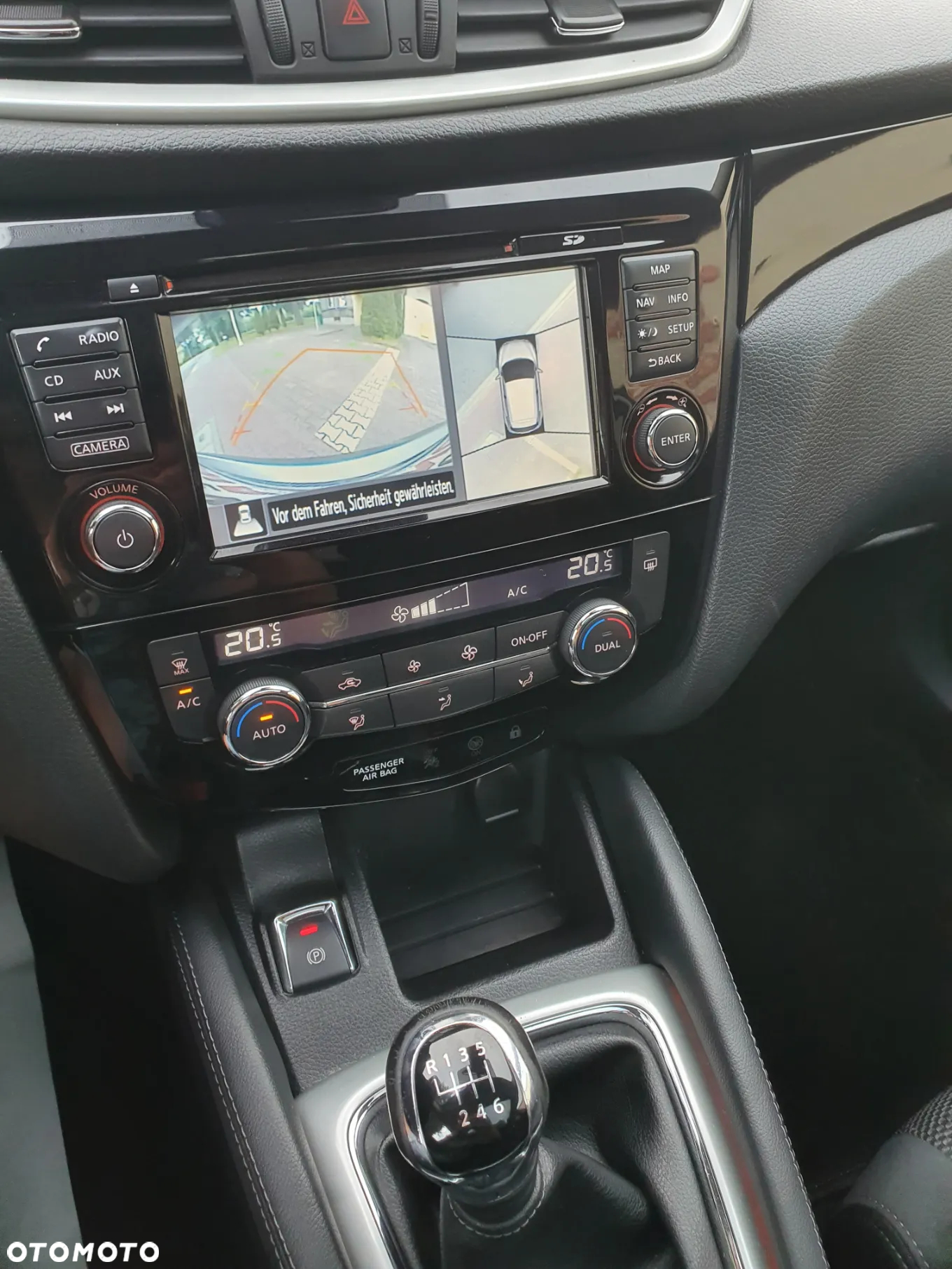 Nissan Qashqai 1.6 DIG-T N-Connecta - 10