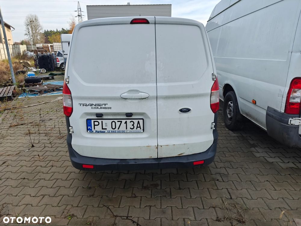 Ford Transit Courier - 3