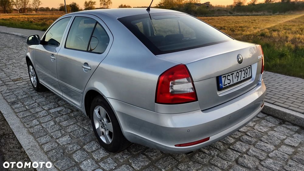 Skoda Octavia 1.4 Ambiente - 6