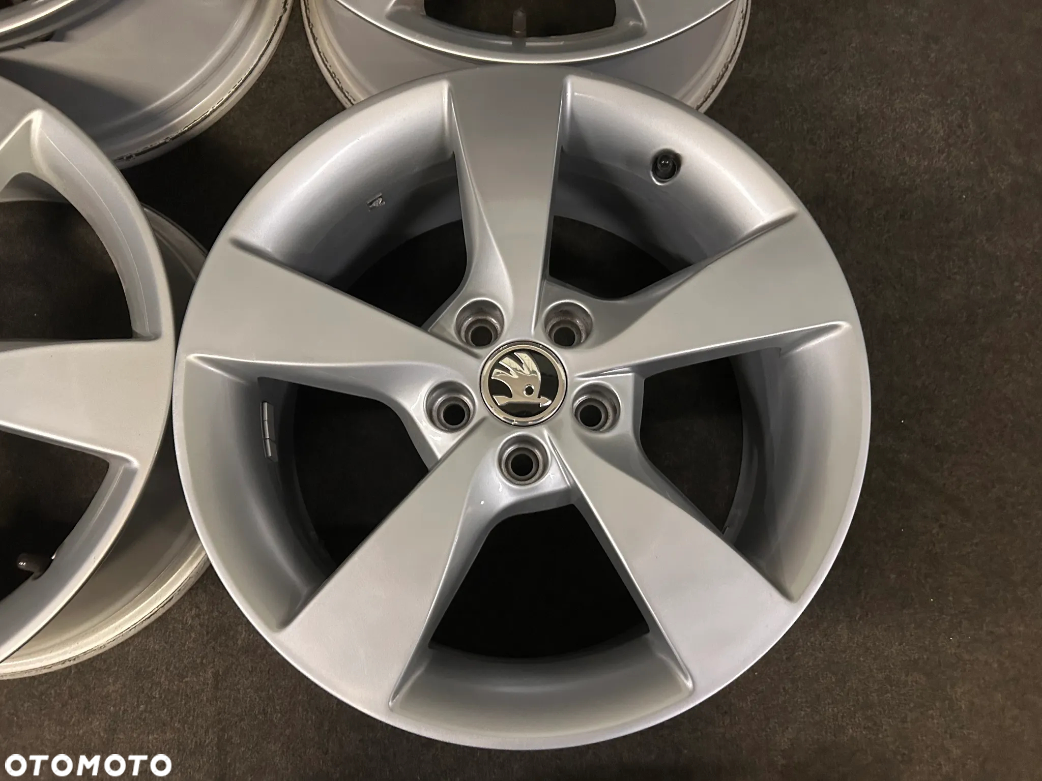 Alufelgi Skoda Scala, Fabia III, IV, Kamiq, Rapid 16 cali 5x100 4szt. Ładne! - 11