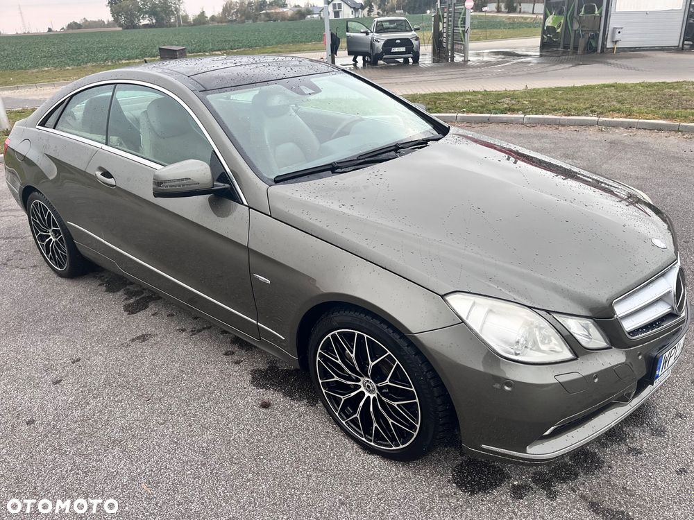 Mercedes-Benz Klasa E 350 CDI BlueEff - 12