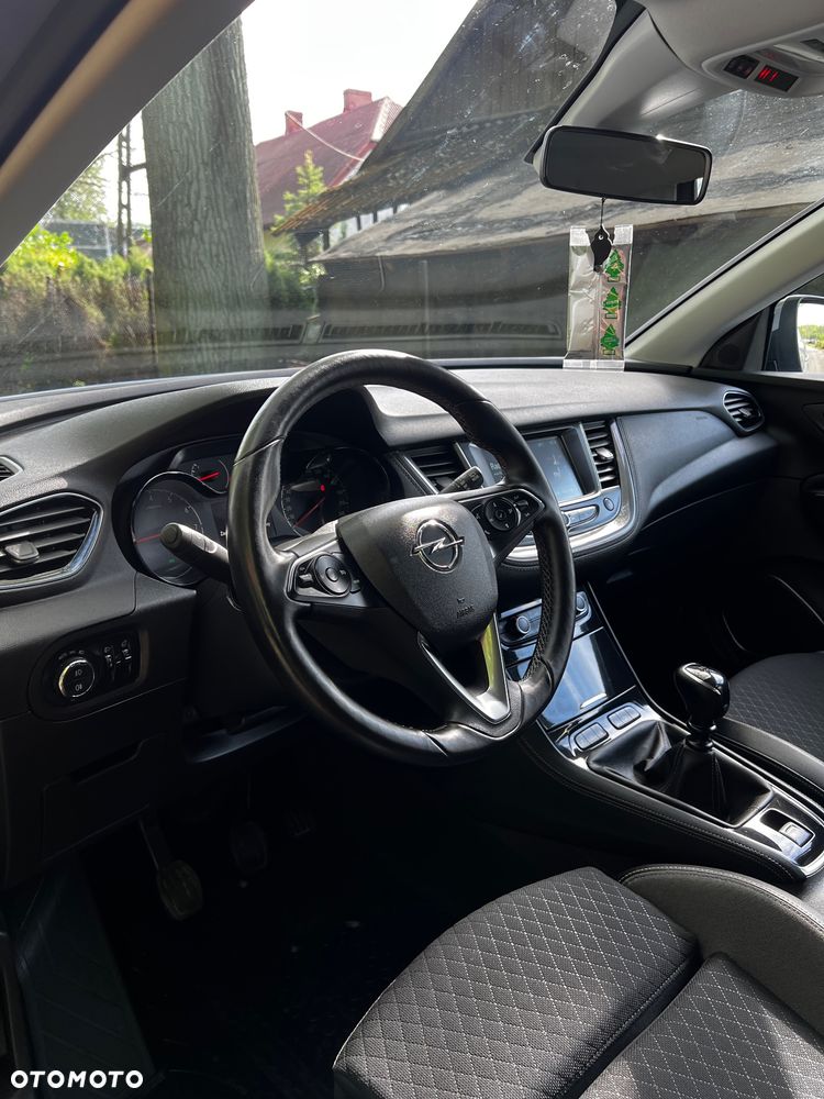 Opel Grandland X 1.2 T GPF Edition S&S - 11