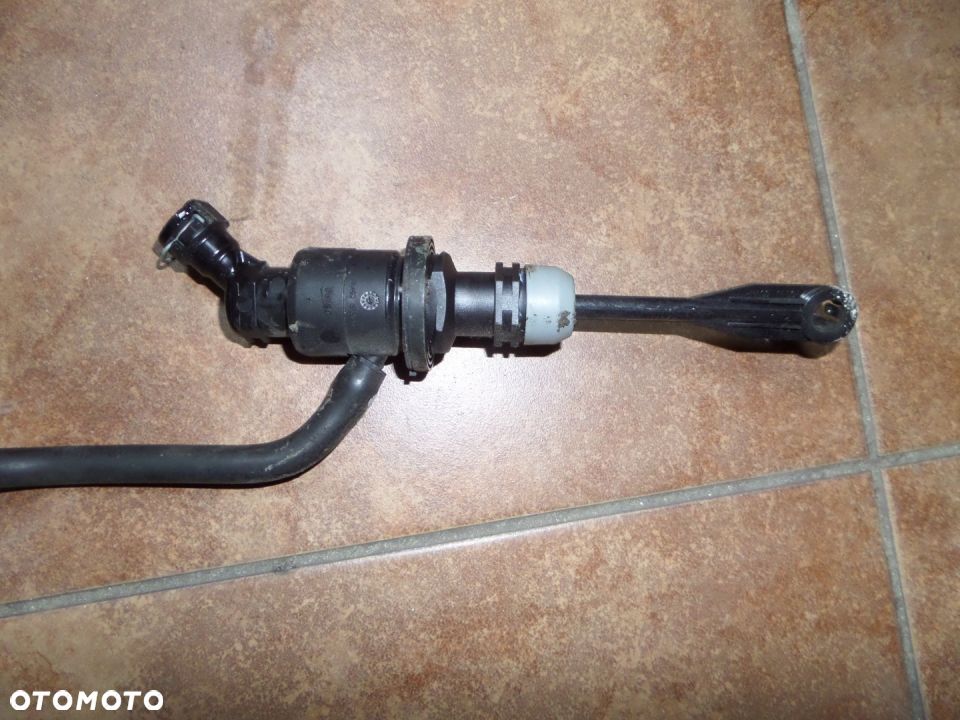 4203 WYSPRZĘGLIK X-TRAIL T32 14- 1.6 DCI - 1