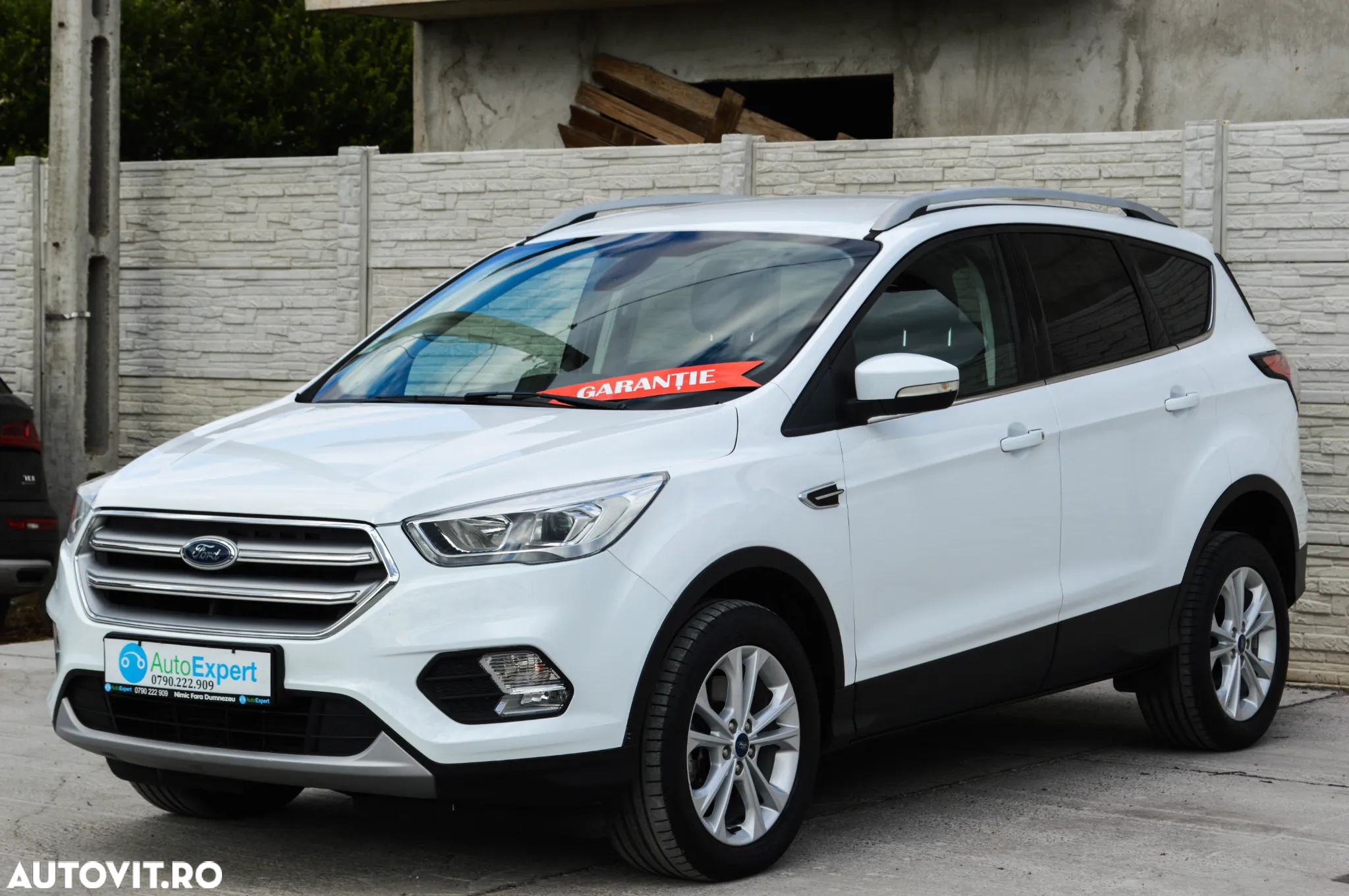 Ford Kuga 2.0 EcoBlue Aut. 4x4 TITANIUM - 12