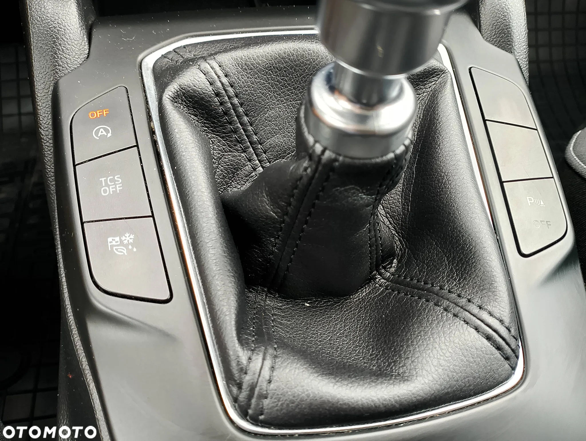 Ford Focus 1.5 TDCi SYNC Edition - 26