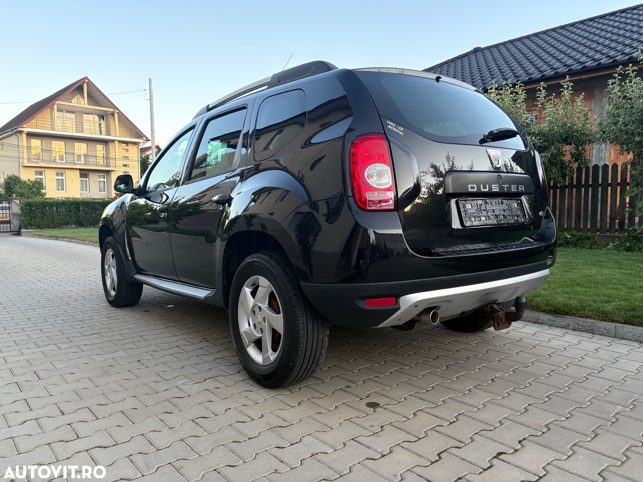 Dacia Duster 1.5 dCi 4x4 Laureate - 2