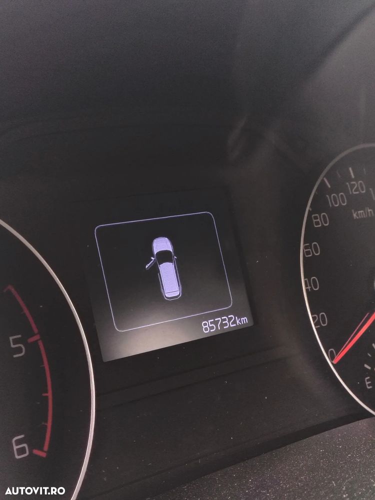 Kia Sportage 2.0 CRDI AWD Aut. VISION - 12