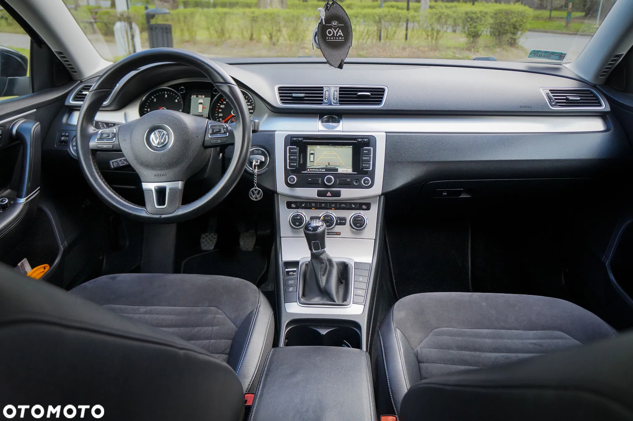 Volkswagen Passat - 22