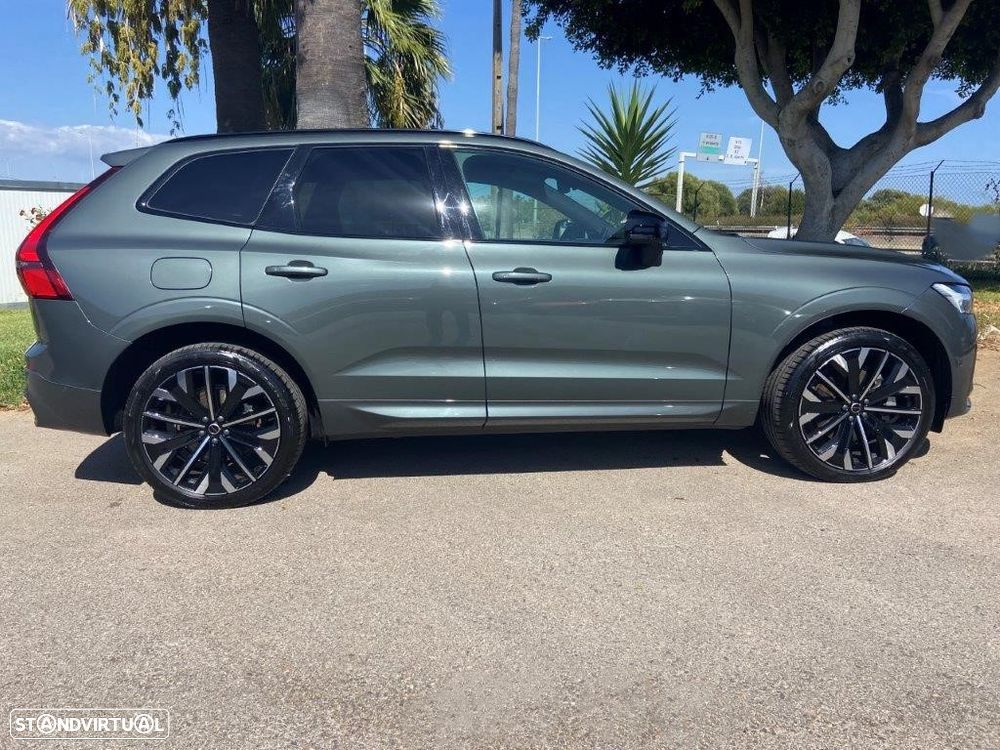 Volvo XC 60 2.0 T6 PHEV Plus Dark - 4