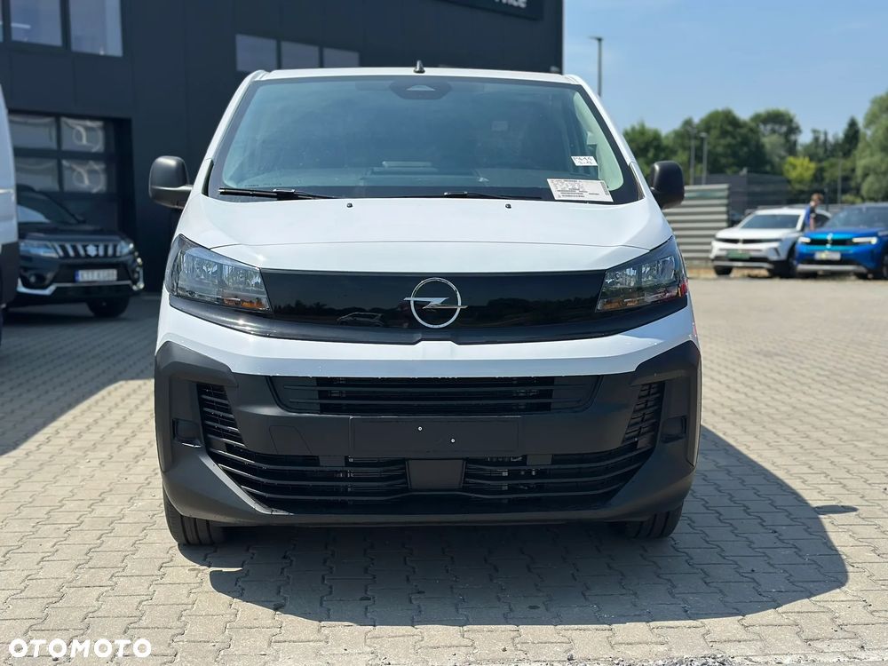 Opel Vivaro Furgon M Diesel 2.2 150 KM Manual - 3
