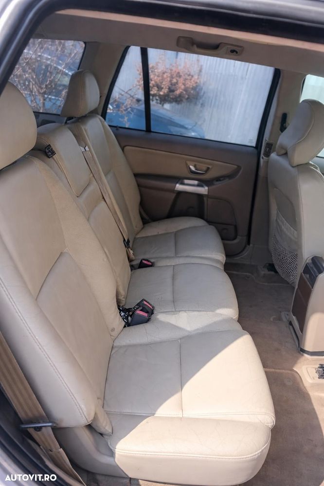 Volvo XC 90 - 5