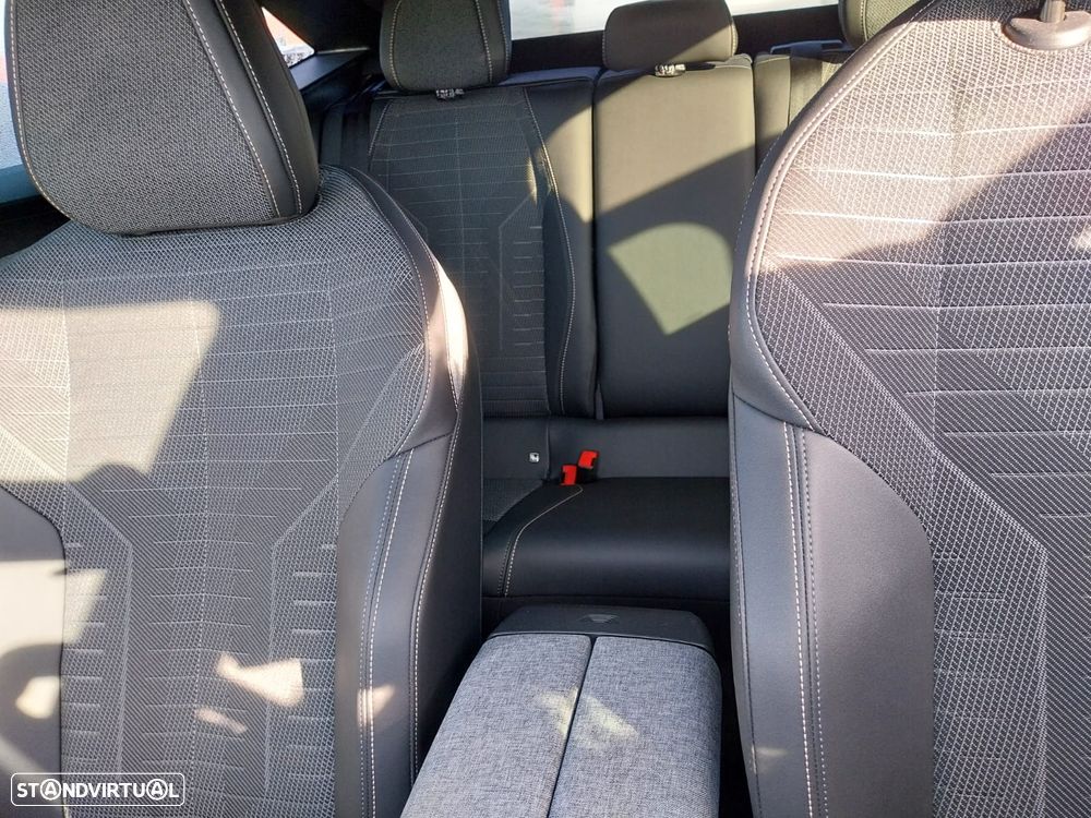 Peugeot E-3008 97 kWh Long Range Allure - 7