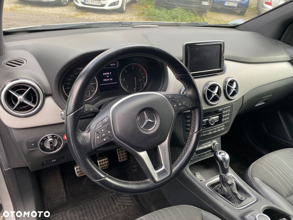 Mercedes-Benz Klasa B 200 CDI (BlueEFFICIENCY) - 9