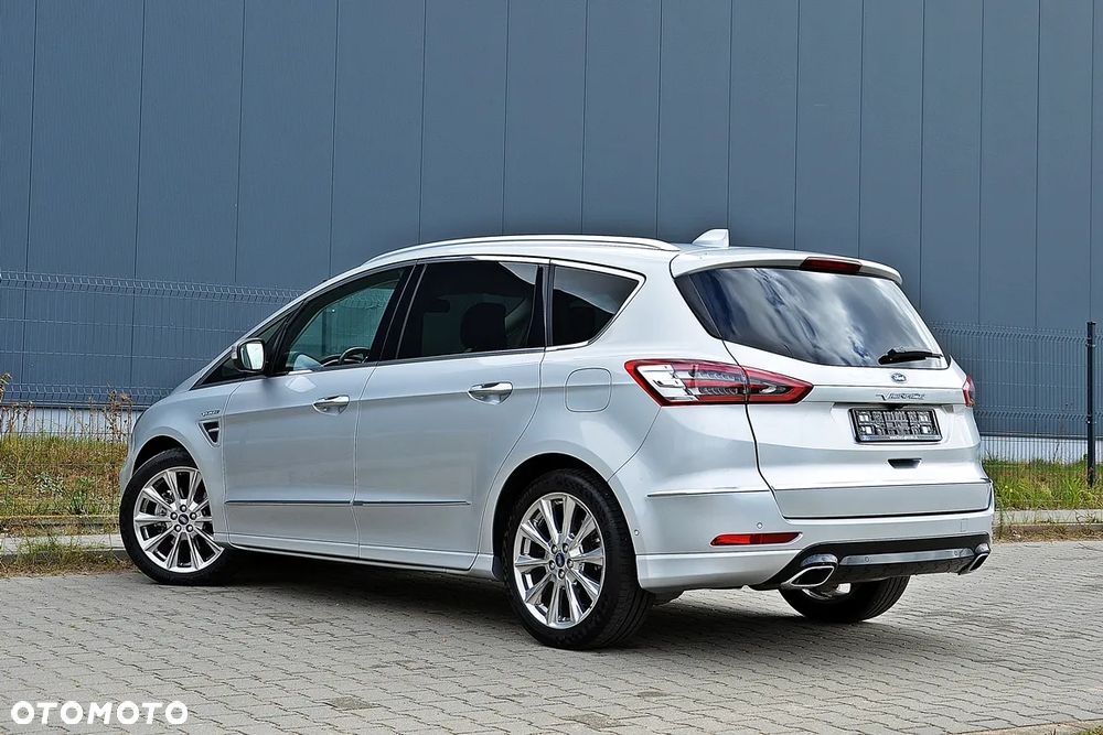 Ford S-Max - 14