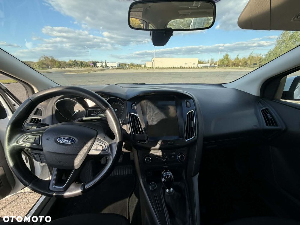 Ford Focus 1.5 TDCi Trend - 8