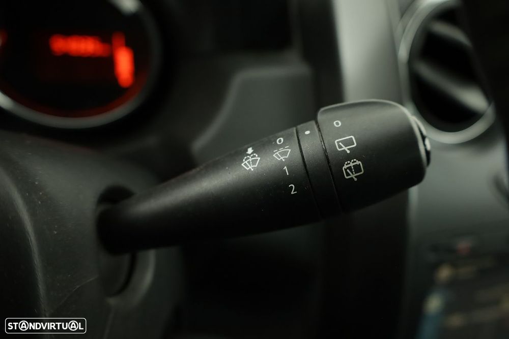 Dacia Duster 1.5 dCi SL 10 Anos - 17