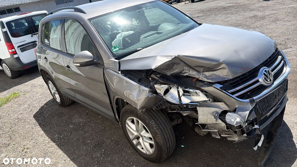 Volkswagen Tiguan 1.4 TSI BlueMotion Technology Team - 5
