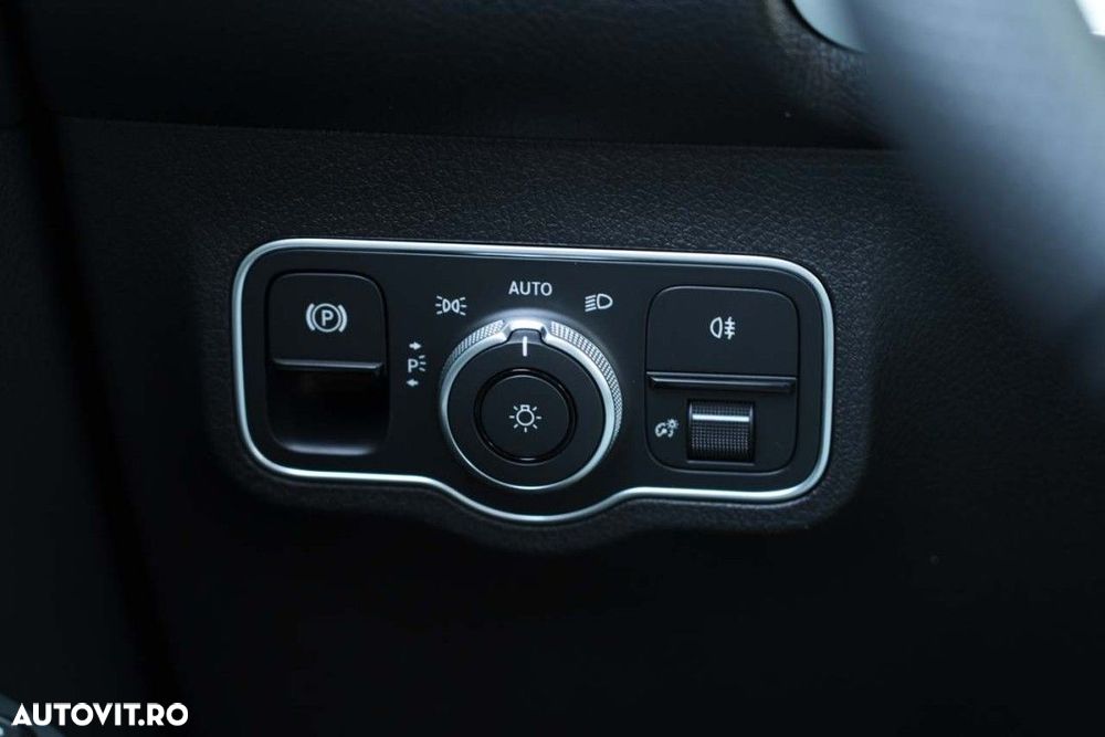 Mercedes-Benz EQB 300 4MATIC - 21