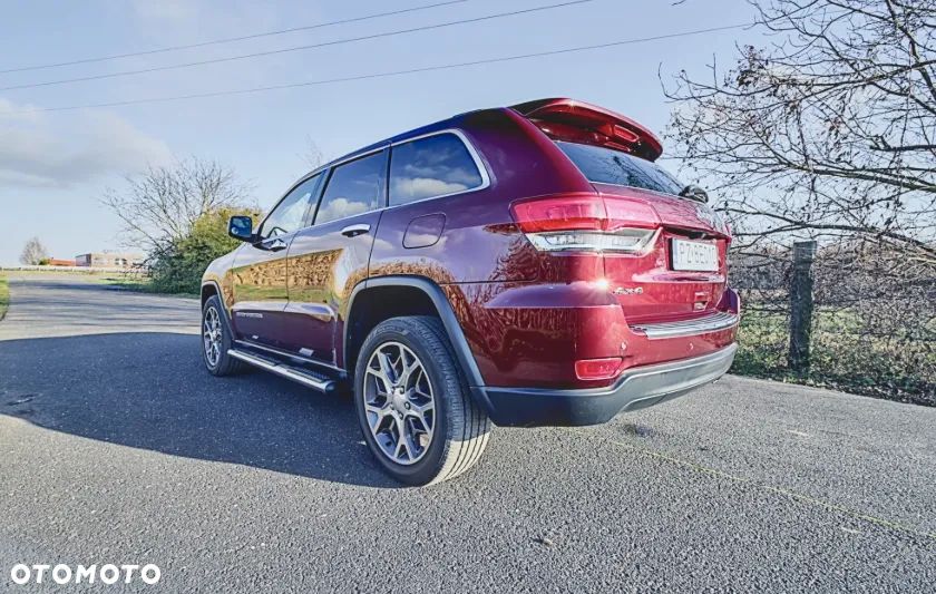 Jeep Grand Cherokee - 8