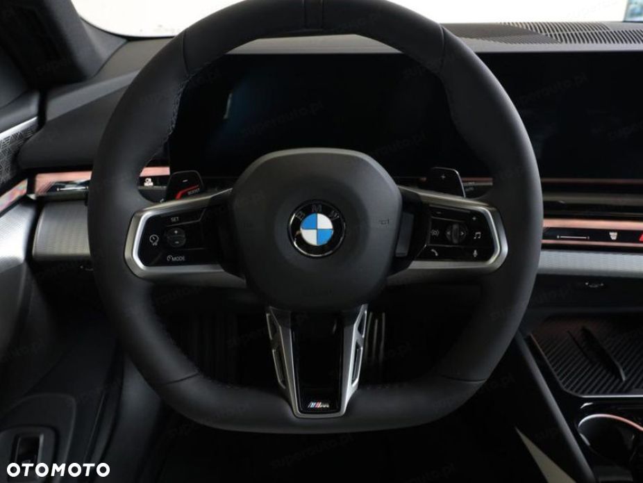 BMW Seria 5 540d xDrive mHEV M Sport - 10