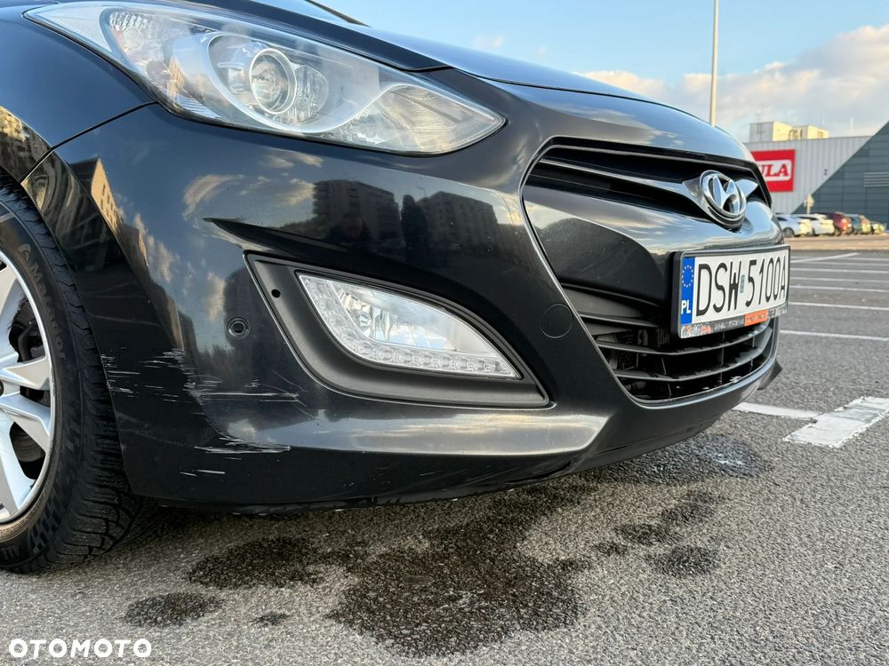 Hyundai i30 blue 1.6 CRDi Trend - 10