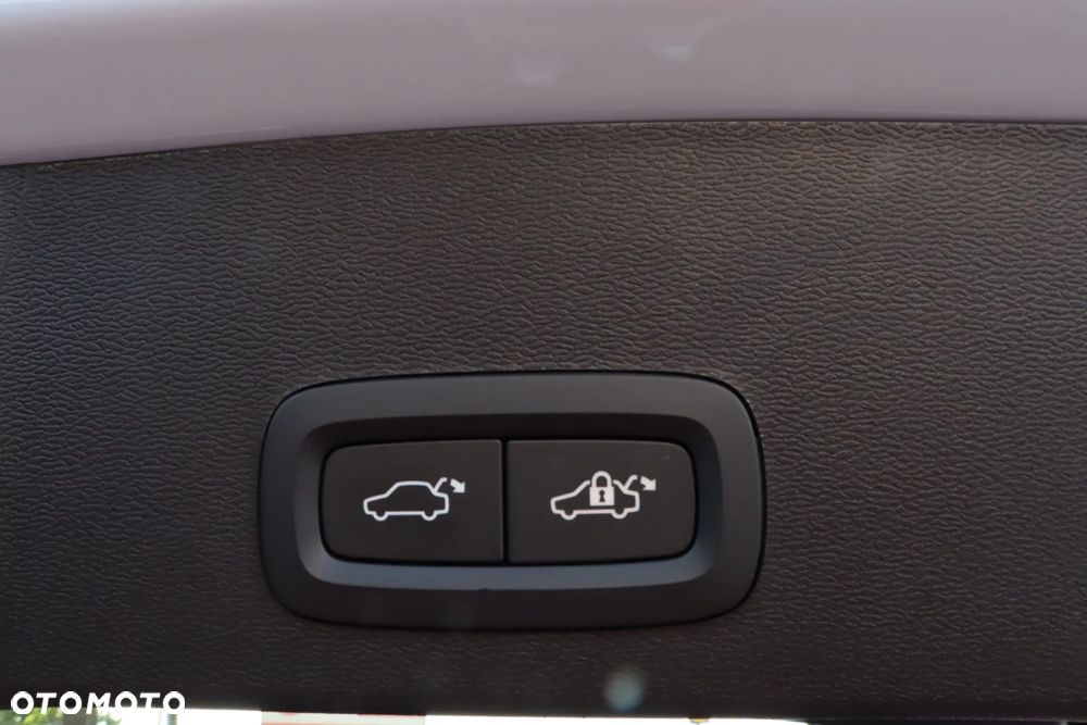 Volvo XC 40 T2 Core - 21