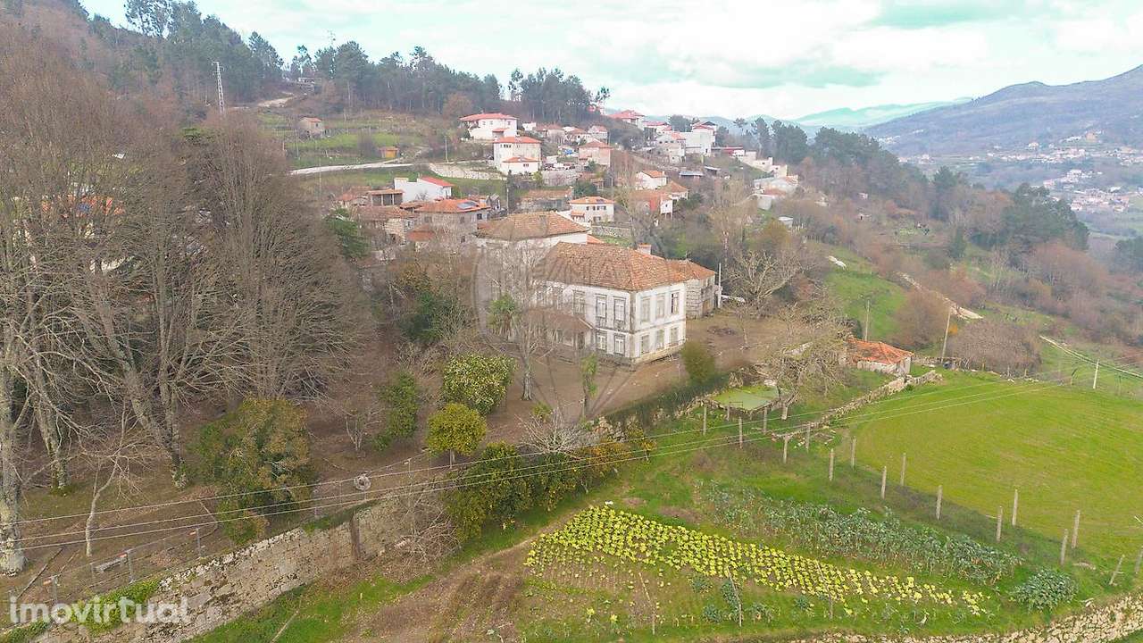 Moradia T12 para venda - Grande imagem: 2/21