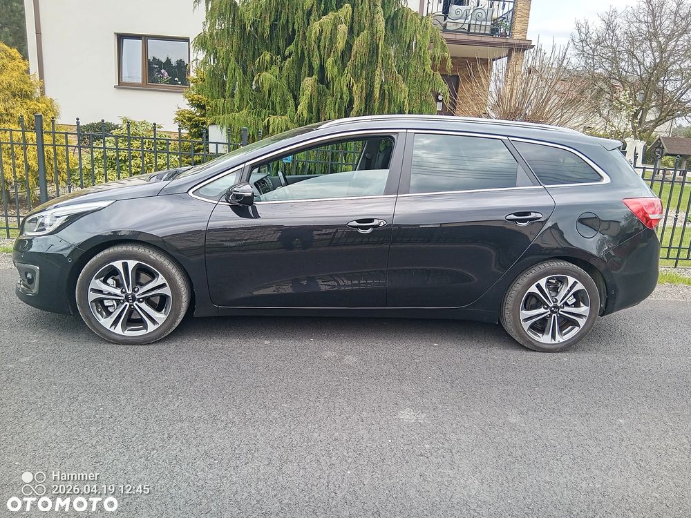 Kia Ceed 1.6 CRDi 136 ISG Platinum Edition - 9