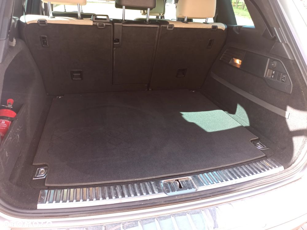 Volkswagen Touareg 3.0 V6 TDI BMT - 9