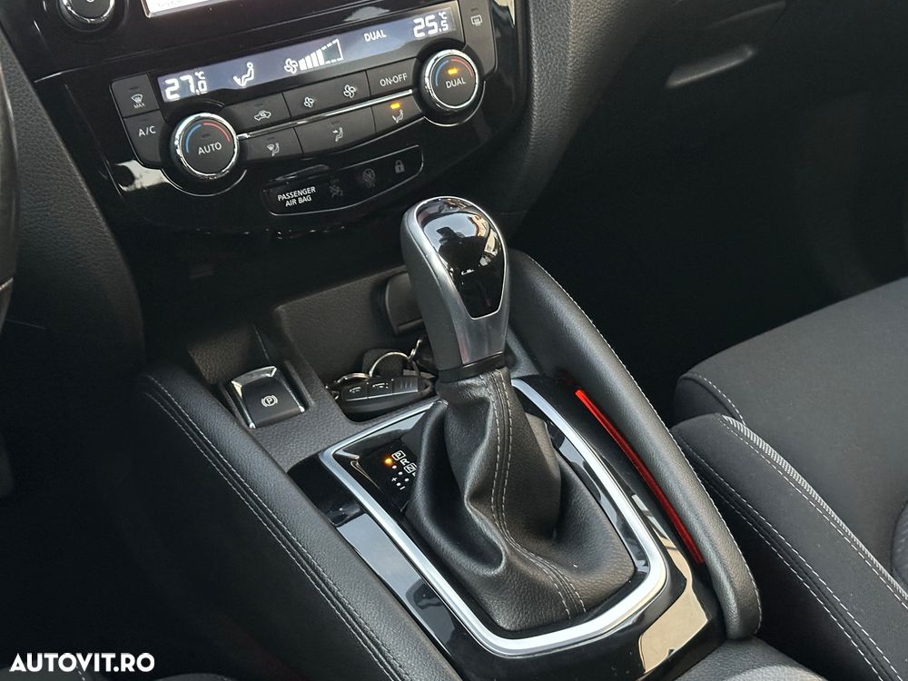 Nissan Qashqai - 11