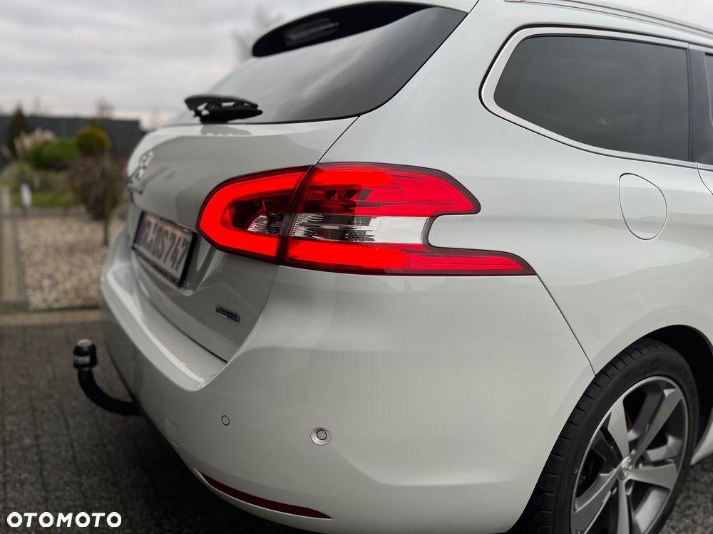 Peugeot 308 BlueHDi 150 Automatik Stop & Start Allure - 22