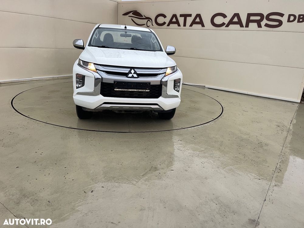 Mitsubishi L200 Double Cab 2.2 DI-D M/T Intense - 1