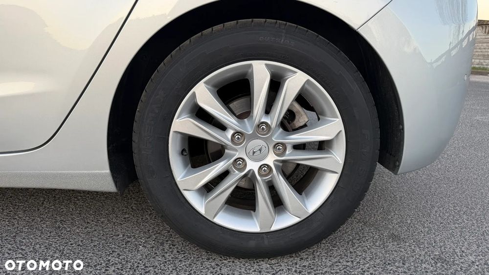 Hyundai i30 1.4 Base - 26