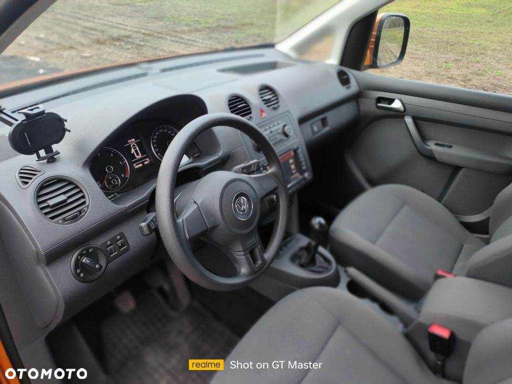 Volkswagen Caddy 1.6 (7-Si.) Edition 30 - 9