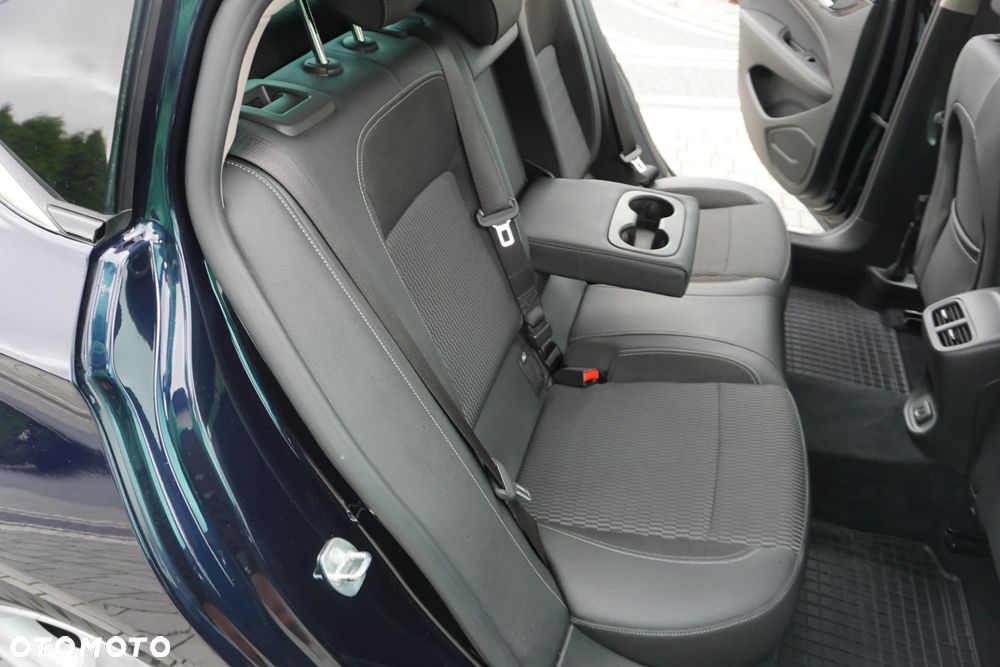 Opel Insignia 1.6 T Innovation S&S - 15