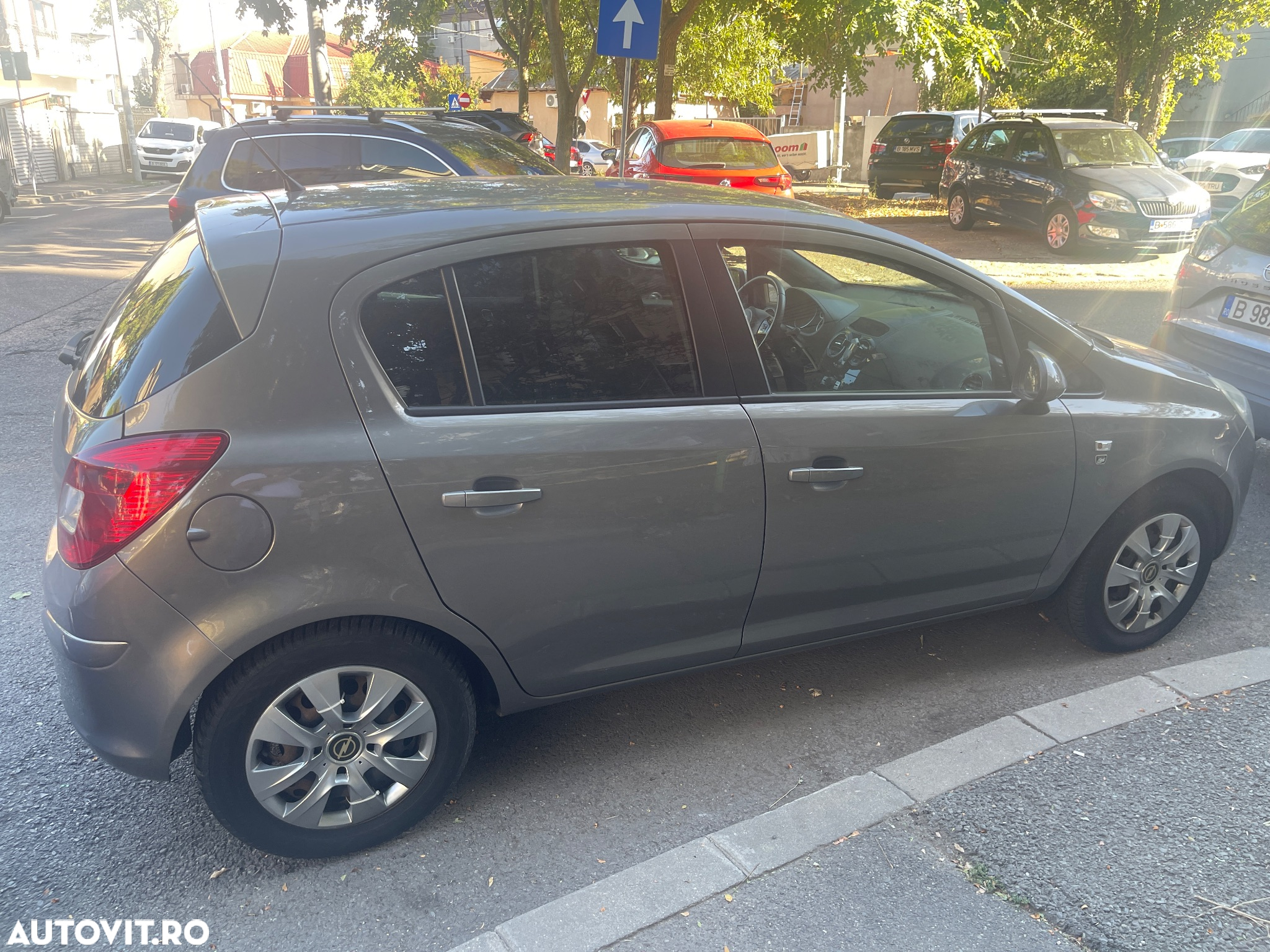 Opel Corsa 1.2 Cosmo - 26