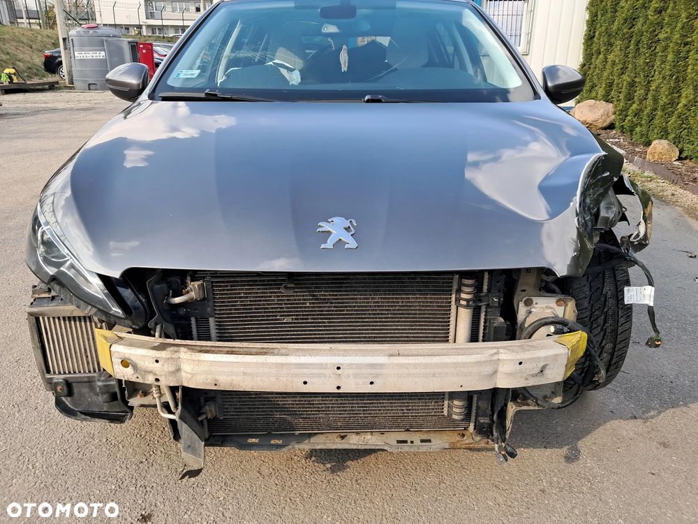 Peugeot 308 - 7