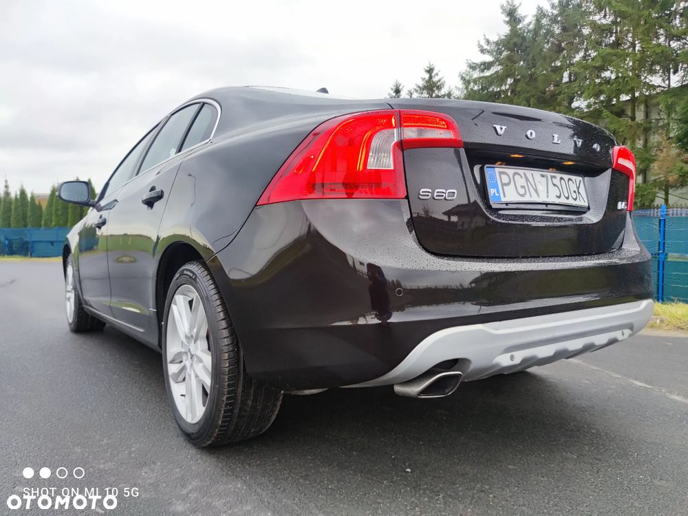 Volvo S60 D2 Momentum - 6